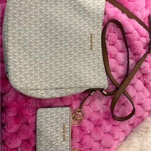 Michael Kors Cream and Tan Shoulder Bag Set